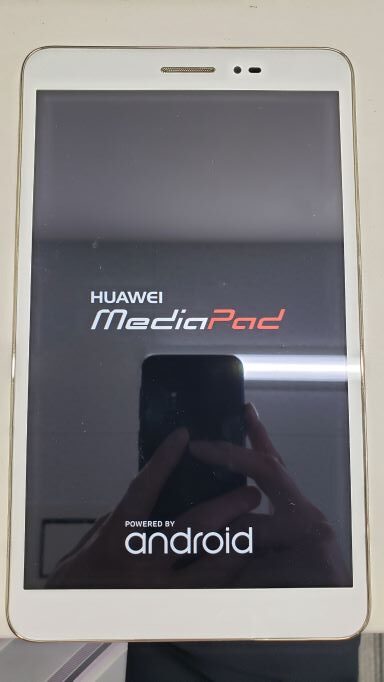 HUAWEIのタブレット(MediaPad T2 8.0 Pro(型番:JDN-W9))のバッテリーを